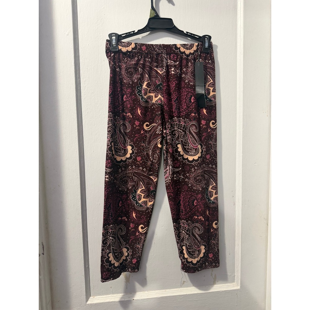 Leggings Depot Purple Paisley Buttery Soft Capri Leggings OS NWT High Waist